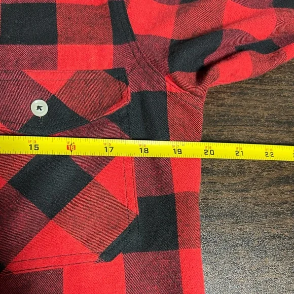 Buffalo Plaid Flannel Shirt Red Black Check Design in Italy Size Small - Picture 7 of 8